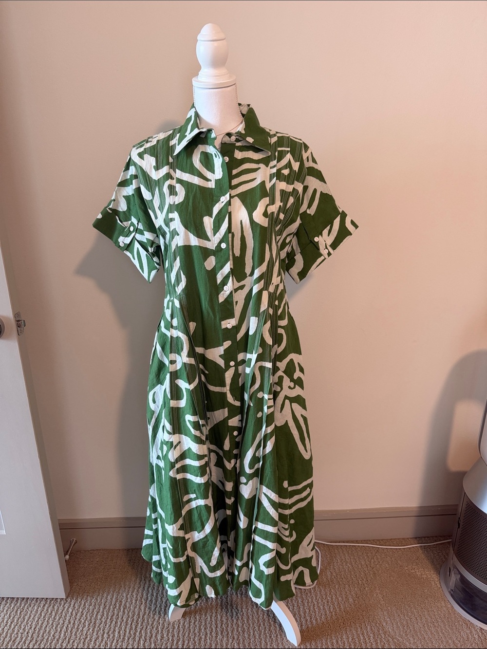 Lovebirds Green and White Abstract Print Shirt Dress